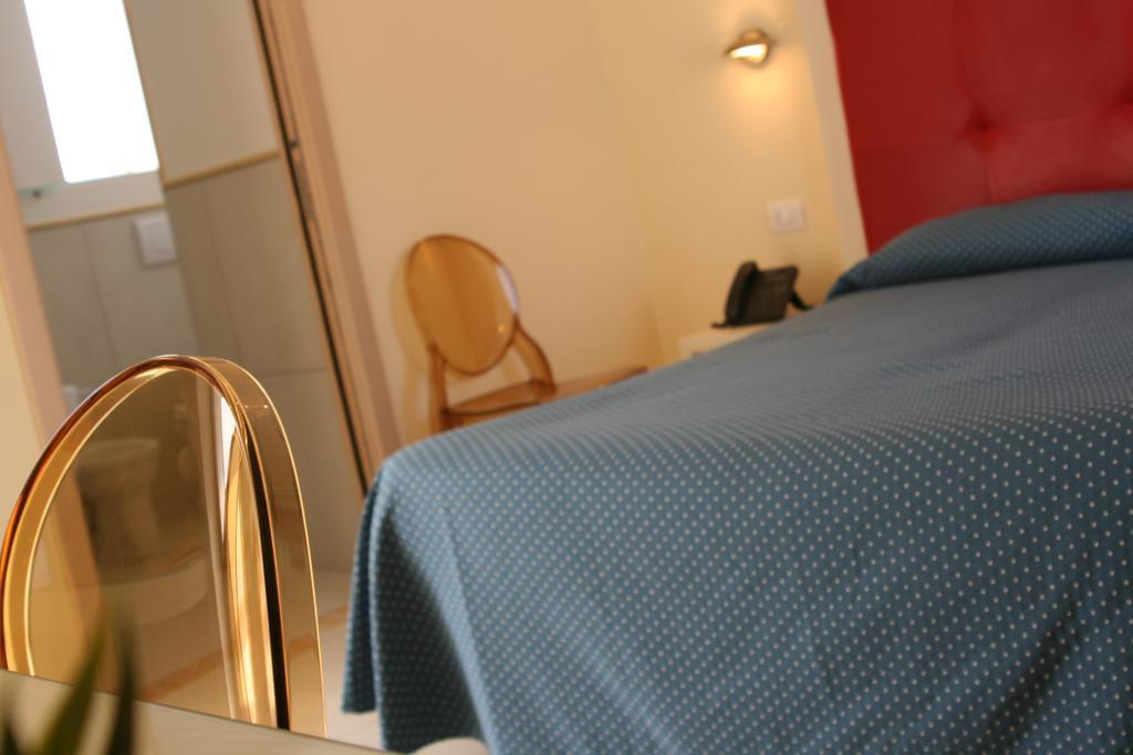 Hotel Sole LMP Buitenkant foto