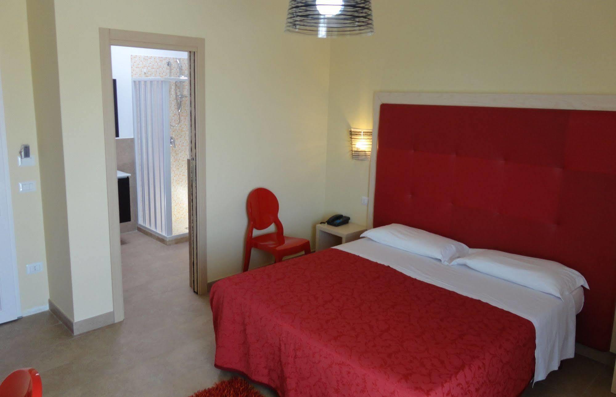 Hotel Sole LMP Buitenkant foto